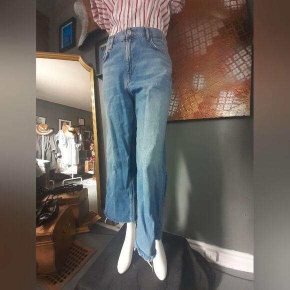 Zara Distressed Classic Blue Women's Jeans - Picture 12 of 16